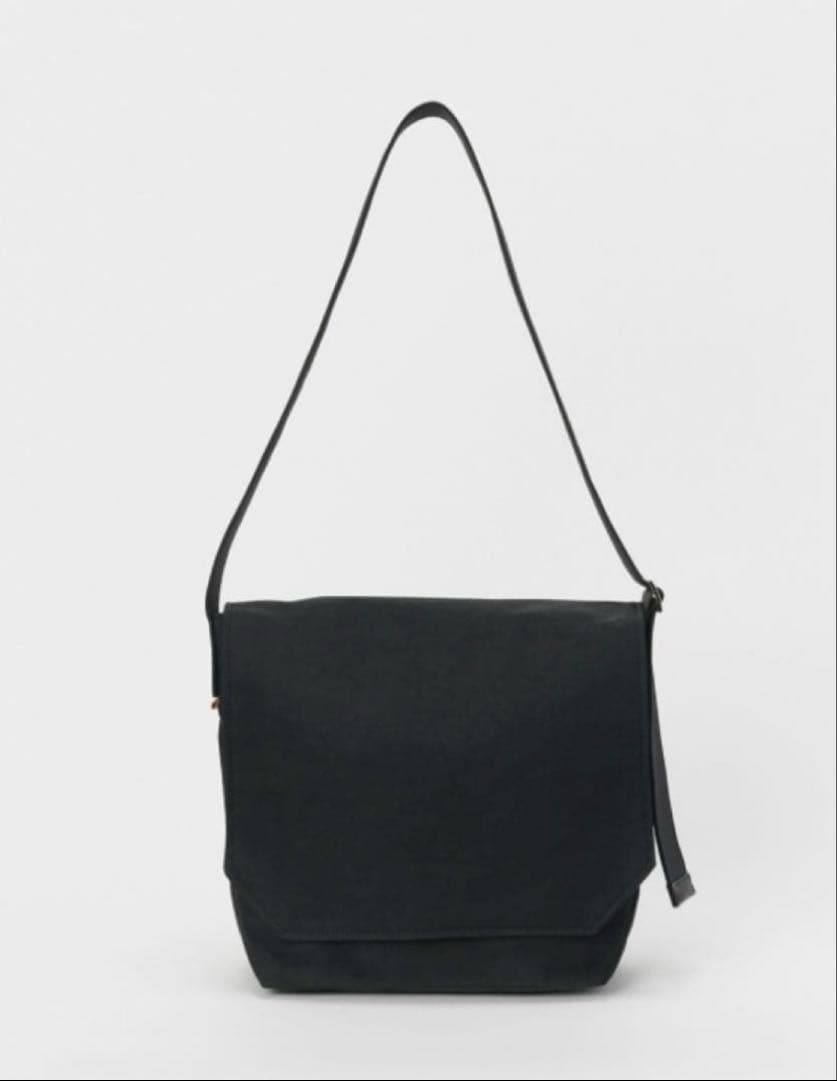 Hender Scheme flap shoulder small/ブラック Hender Scheme 