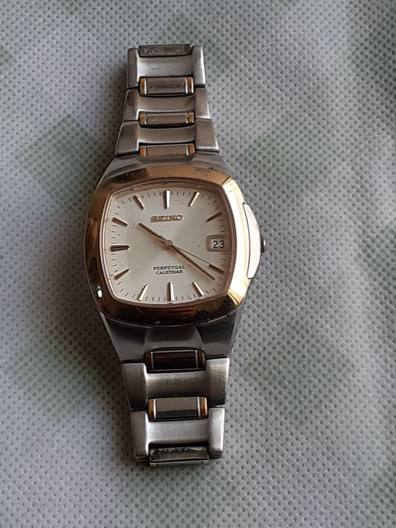 OMEGA RADO SEIKO GUCCI YLS 6 JUNK WATCH - メルカリ