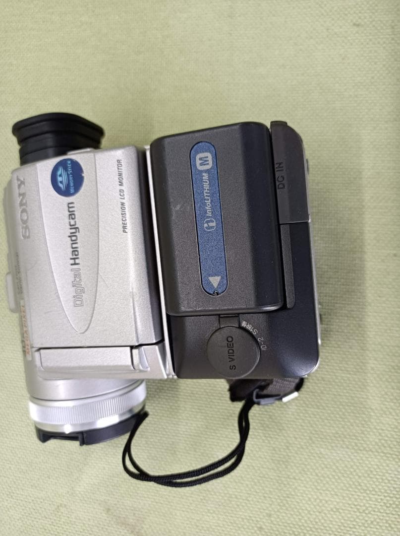 都《XHNHV》Sony 　DCR-PC100　デジタルビデオカメラレコーダー