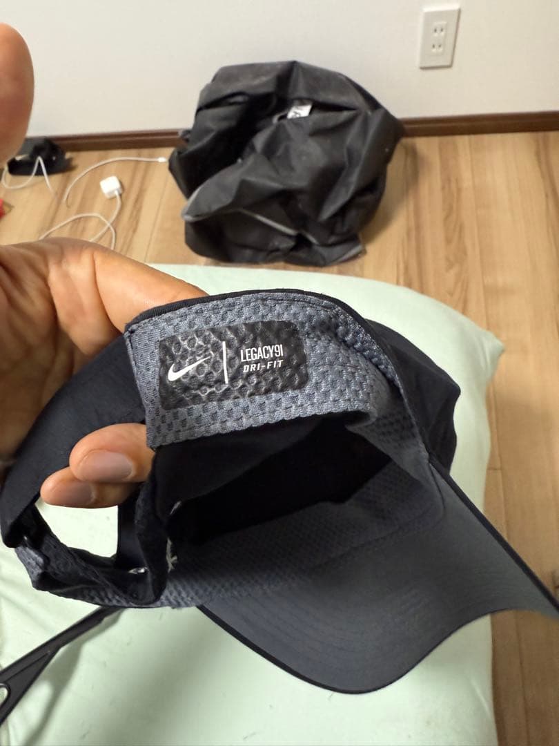 レア‼️Nike RFキャップ FEDERER刺繍付き ブラック フェデラー - メルカリ