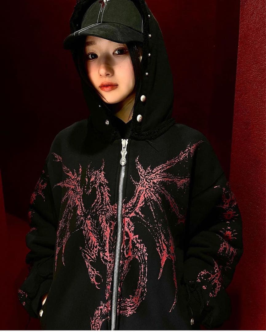 thug Club サグクラブ ジップパーカー - メルカリ