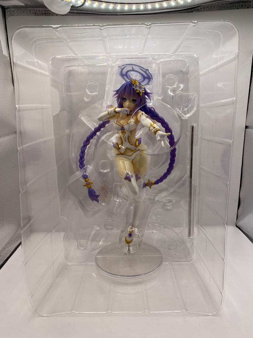 希少 電撃屋限定 カドカワ 1/7 四女神オンライン パープルハート