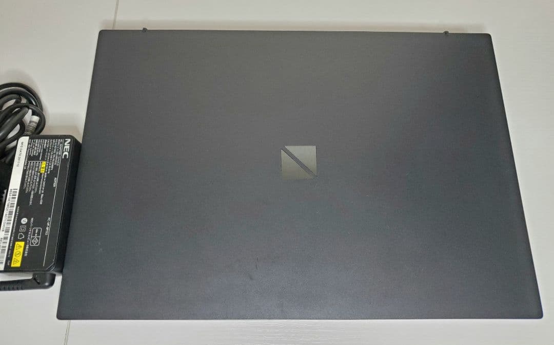 LAVIE Direct PM 第10世代Corei7 16GB 512GB