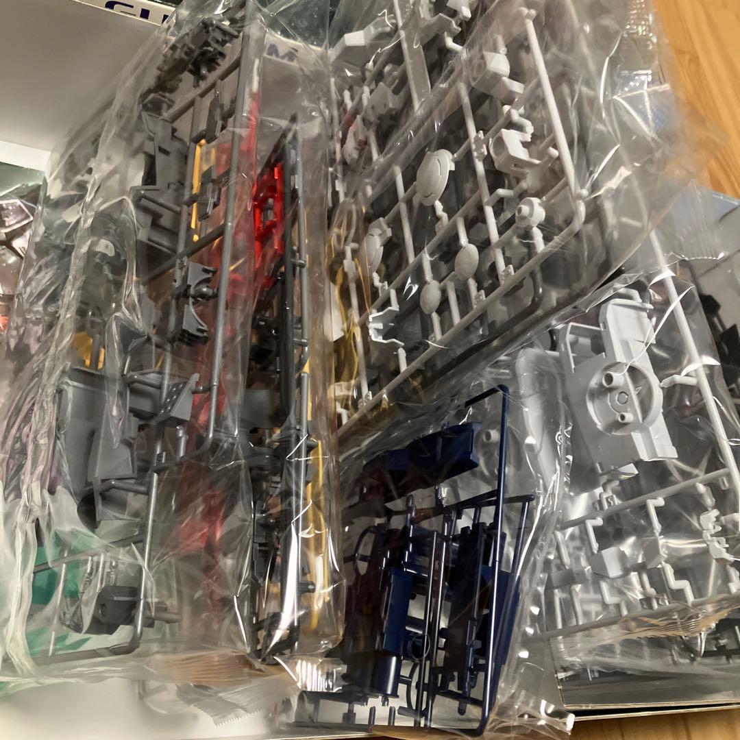 MGガンダムデュナメス ガンダムキュリオス ガンダムヴァーチェ セット バンダイ