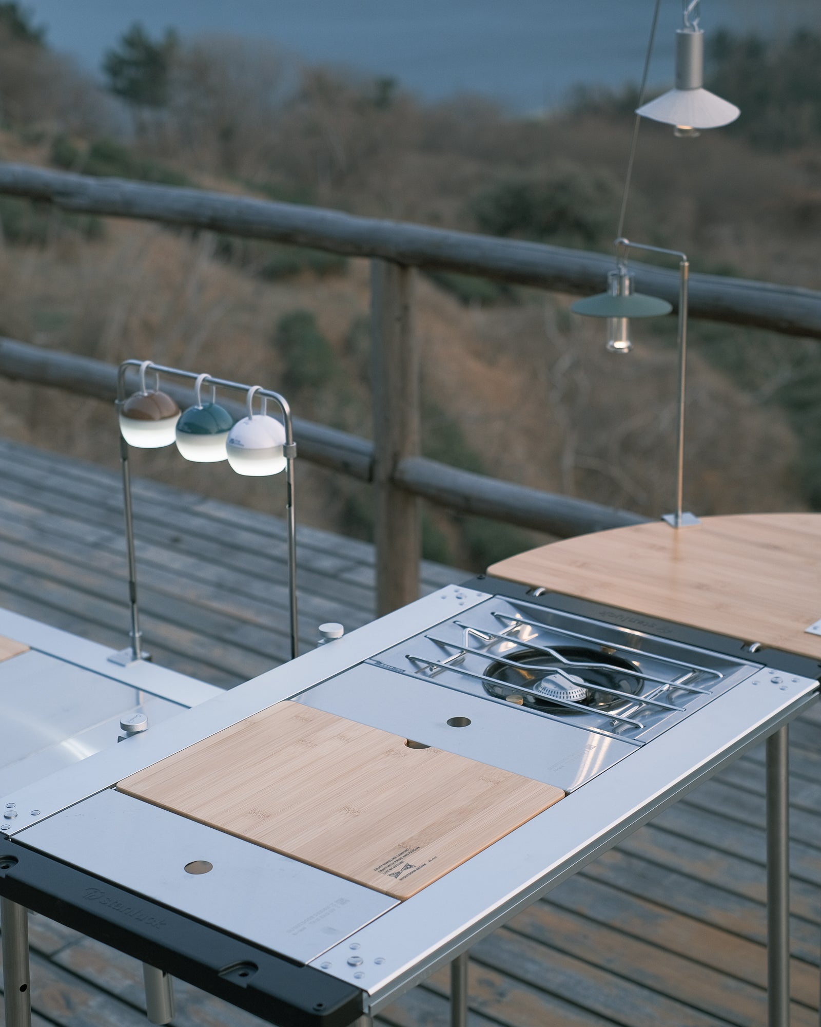 3-Unit IGT Frame – Stanluck, Inc.