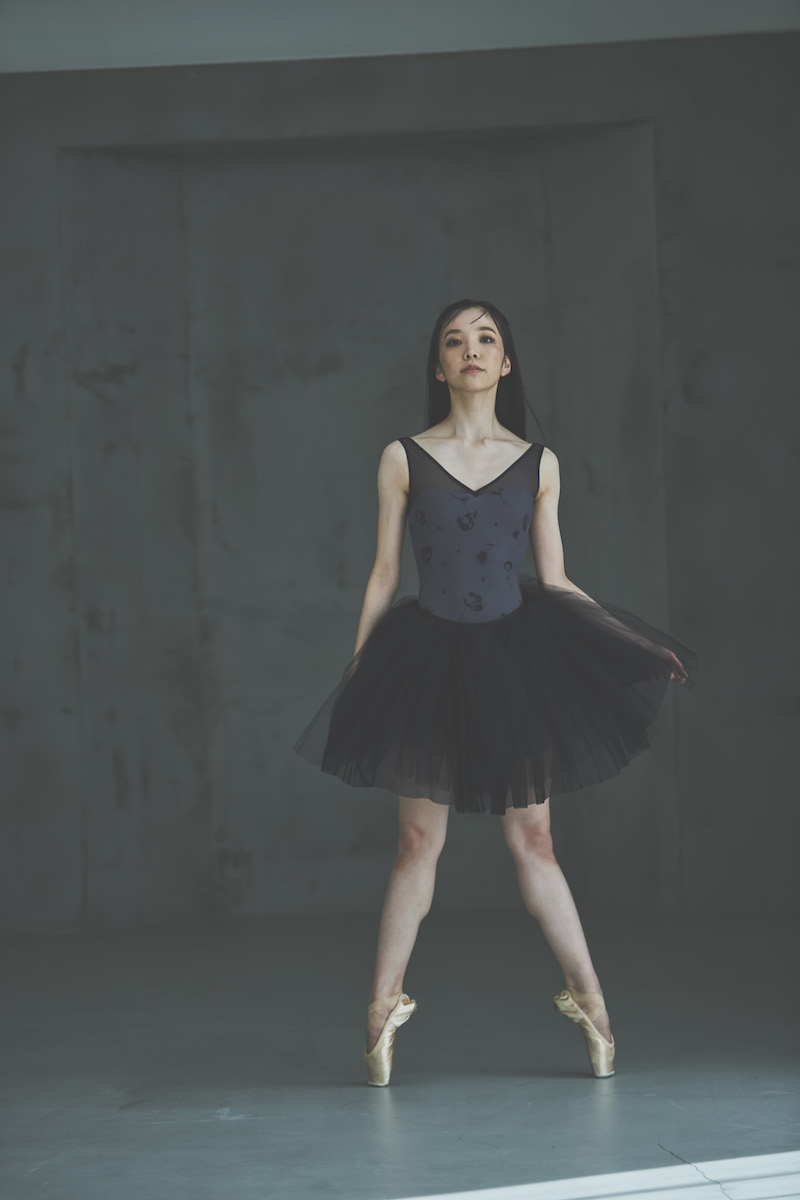 stina / type Y neck ribbon / eternal lace black